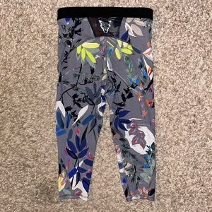 Marc Cain Tropical Cropped Leggings